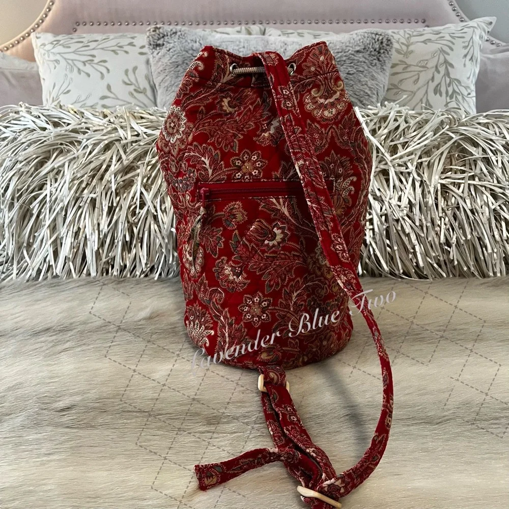 Vintage VERA BRADLEY Windsor 1995 Backpack Sling USA Drawstring Red Gold Quilt - Picture 7 of 17
